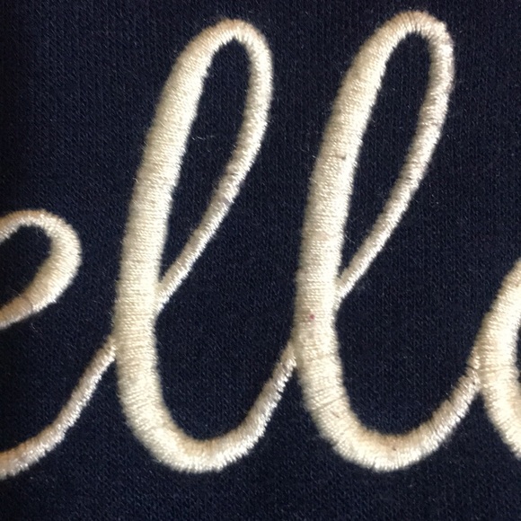 ISAAC MIZRAHI Embroidered Beautifully Long Line Buttery Soft Graphic Top - Picture 13 of 16